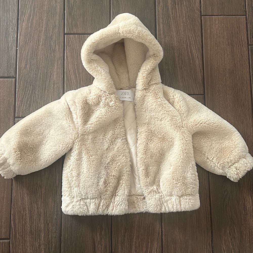 ZARA faux fur hooded jacket for girls size 3-4